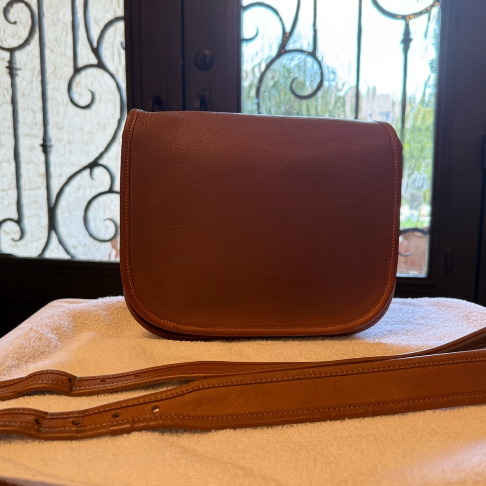 Vintage NYC Pre-1994 Coach Classic Shoulder Bag # 9170